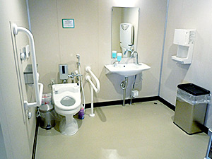 �t�F���[�ݔ�